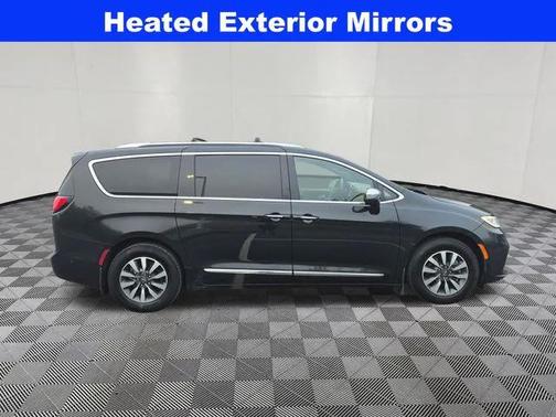 2021 Chrysler Pacifica Hybrid Limited