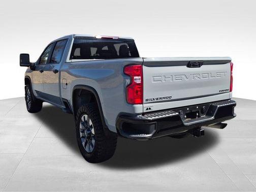 2024 Chevrolet Silverado 2500 Custom