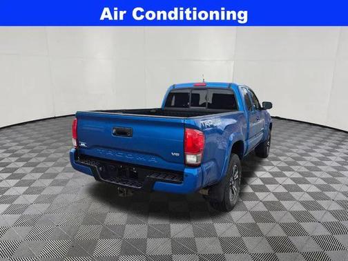 2016 Toyota Tacoma TRD Sport