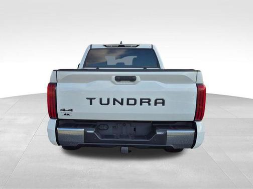 Ice 2024 Toyota Tundra SR5