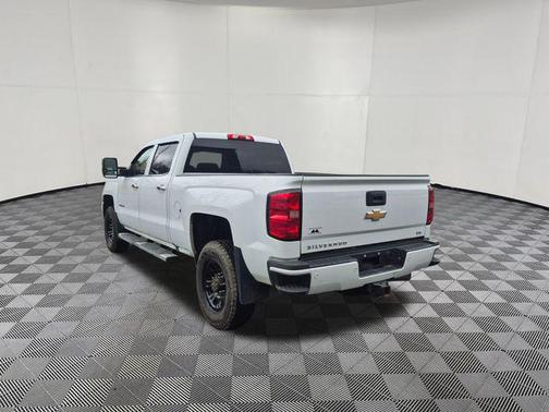 Summit White 2017 Chevrolet Silverado 2500 LTZ
