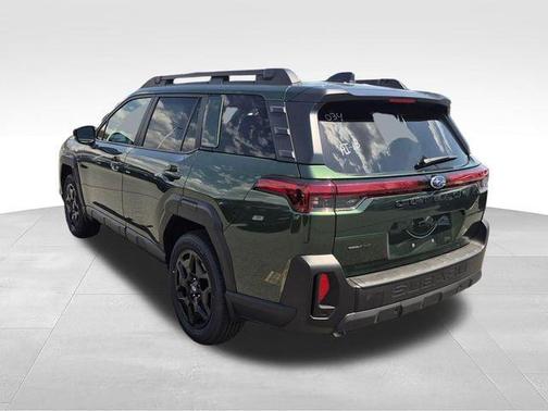 Deep Emerald Green Pearl 2026 Subaru Outback Limited