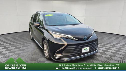 2021 Toyota Sienna XLE 7 Passenger