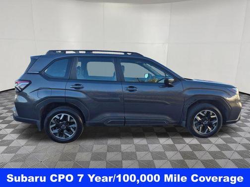 2025 Subaru Forester Base
