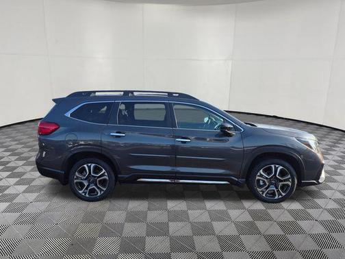 Magnetite Gray 2026 Subaru Ascent Touring 7-Passenger