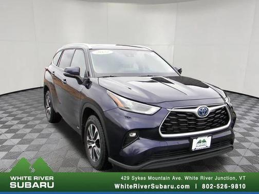 2022 Toyota Highlander Hybrid XLE