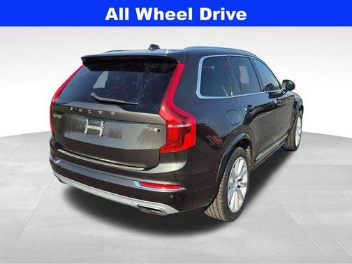 Gray Metallic 2018 Volvo XC90 T6 Inscription