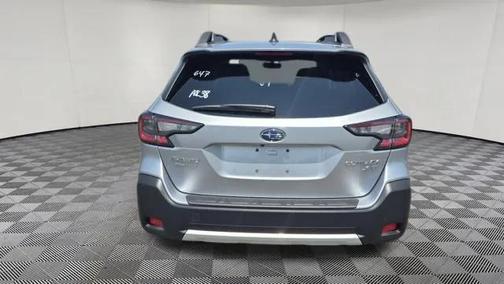 2025 Subaru Outback Limited XT