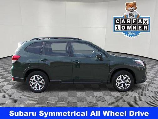 2024 Subaru Forester Premium
