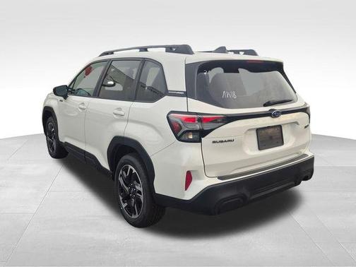 Crystal White Pearl 2026 Subaru Forester Hybrid Premium