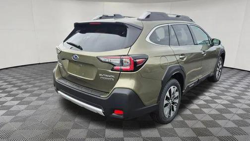 2025 Subaru Outback Touring XT