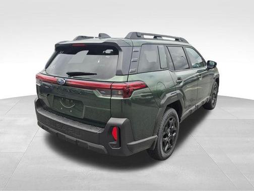 Deep Emerald Green Pearl 2026 Subaru Outback Limited