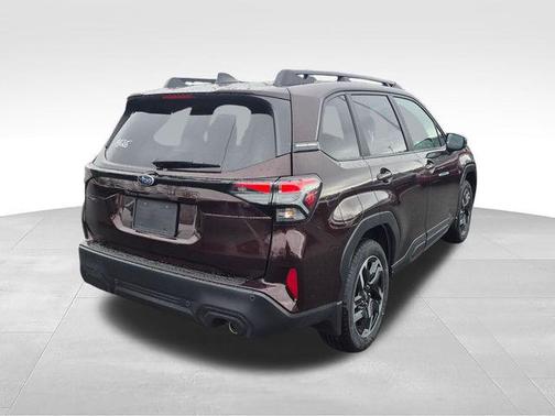 Dark Mahogany Pearl 2026 Subaru Forester Limited