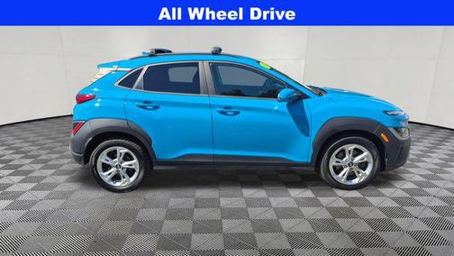 2022 Hyundai KONA SEL