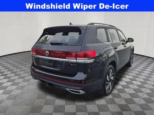 2024 Volkswagen Atlas 2.0T SE w/Technology 4MOTION