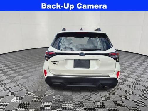 2025 Subaru Forester Base