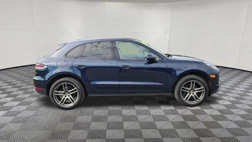 2020 Porsche Macan Base