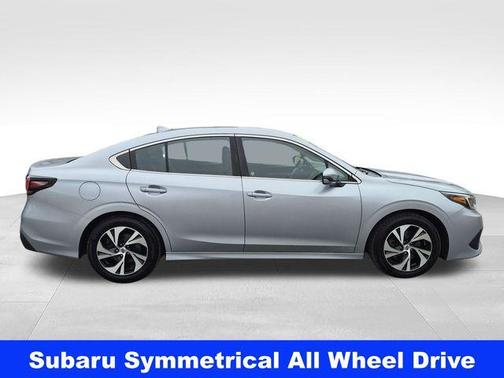 Ice Silver Metallic 2020 Subaru Legacy Premium