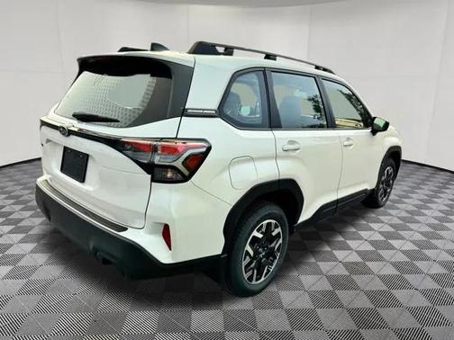 2025 Subaru Forester Base