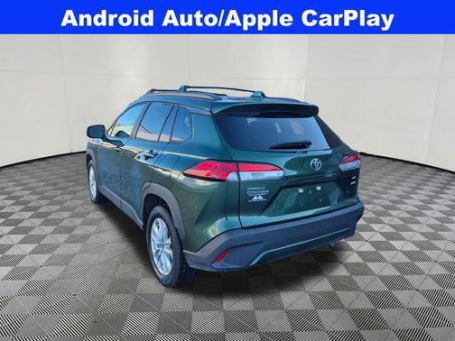 2024 Toyota Corolla Cross LE