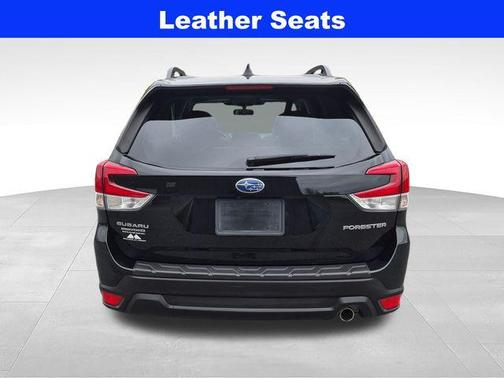 Crystal Black Silica 2023 Subaru Forester Limited