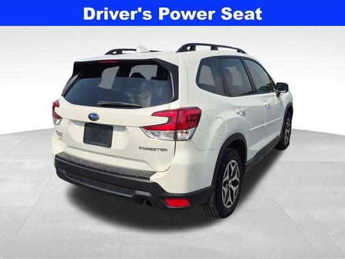 Crystal White Pearl 2023 Subaru Forester Premium