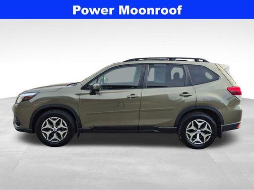 Autumn Green Metallic 2022 Subaru Forester Premium
