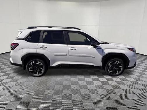 2025 Subaru Forester Hybrid Premium