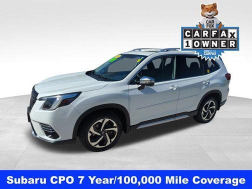 Crystal White Pearl 2024 Subaru Forester Touring