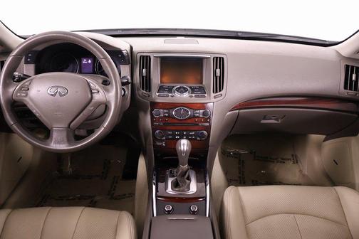2011 INFINITI G37 Journey