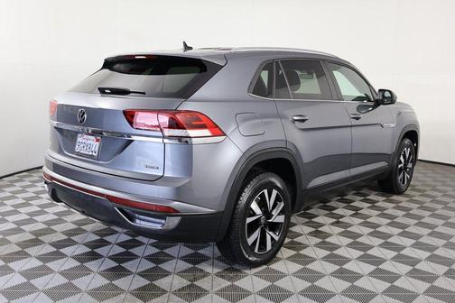 2023 Volkswagen Atlas Cross Sport 2.0T SE