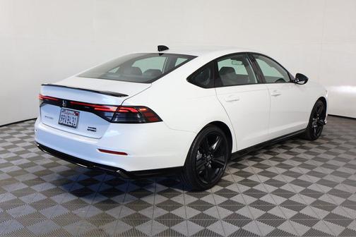 2025 Honda Accord Hybrid Sport-L