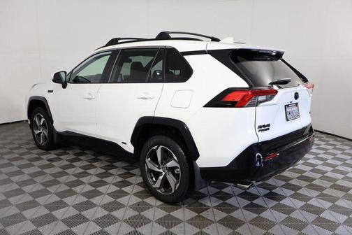 2024 Toyota RAV4 Prime SE