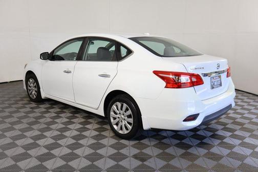 2016 Nissan Sentra SV