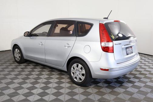 2010 Hyundai Elantra Touring GLS