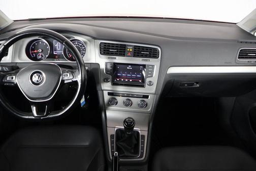 2015 Volkswagen Golf TSI S 2-Door
