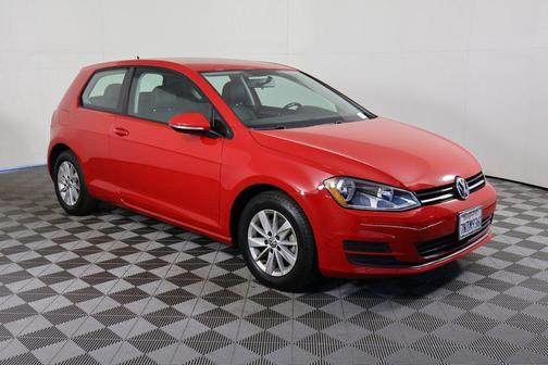 2015 Volkswagen Golf TSI S 2-Door