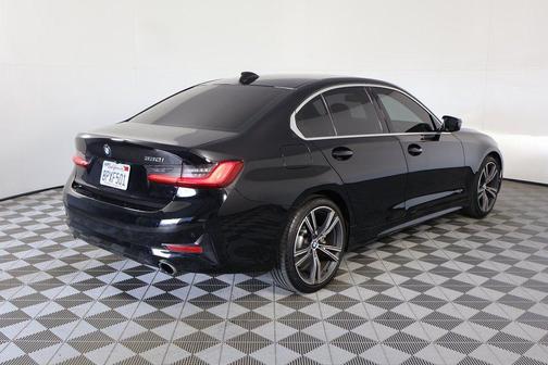 2020 BMW 330 330i