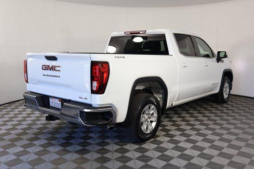 2023 GMC Sierra 1500 SLE