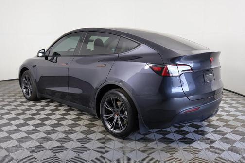 2024 Tesla Model Y Long Range Dual Motor All-Wheel Drive