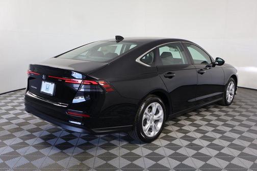 2025 Honda Accord LX 1.5T