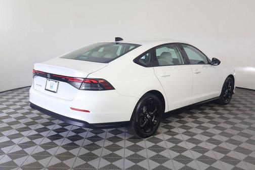 2025 Honda Accord Sport SE 1.5T