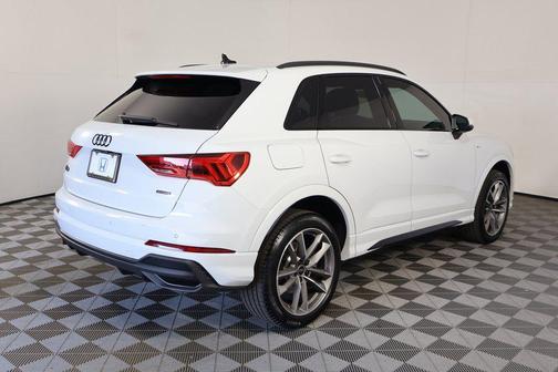 2023 Audi Q3 45 S line Premium Plus