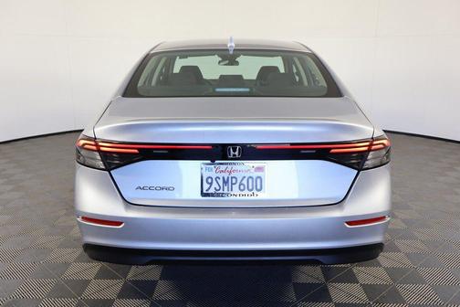 2025 Honda Accord LX 1.5T