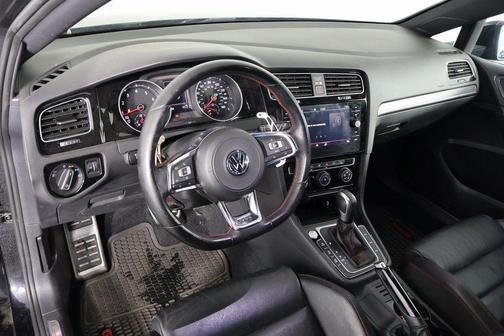 2021 Volkswagen Golf GTI 2.0T SE DSG