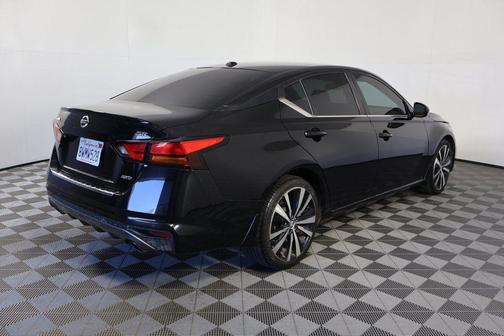 2021 Nissan Altima SR Intelligent AWD