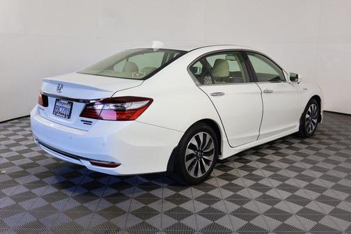 2017 Honda Accord Hybrid Touring