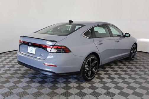 2025 Honda Accord Hybrid Base