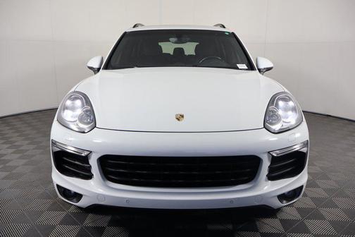 2018 Porsche Cayenne Platinum Edition