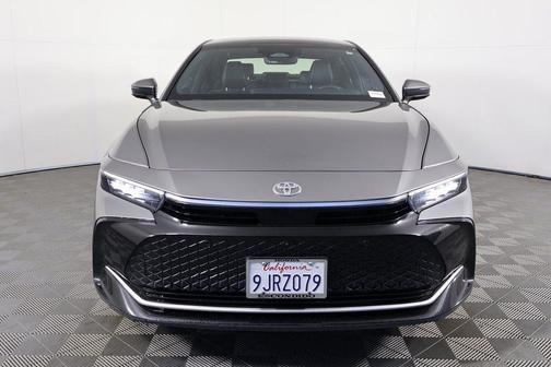 2023 Toyota Crown Platinum